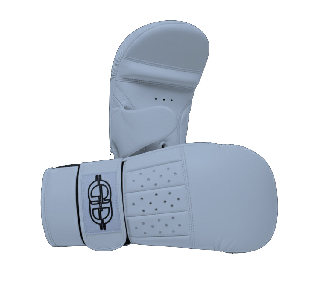 Muay Thai Focus Mitts – Reinforced for Striking, Lightweight & Protective